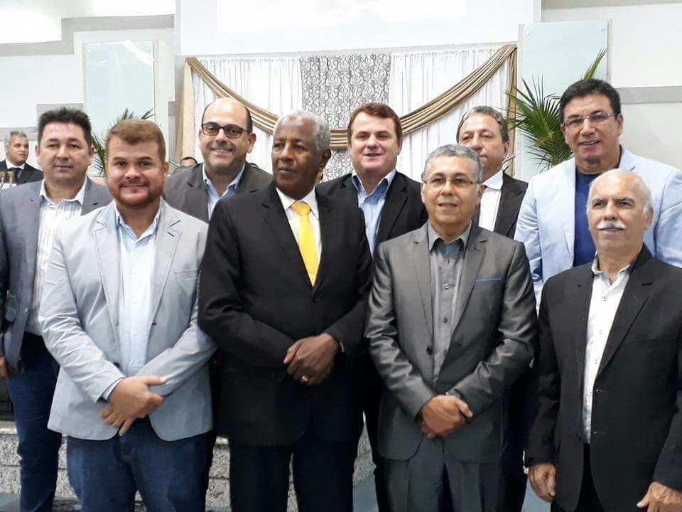 AD Brás recebe autoridades no aniversário do pastor Samuel