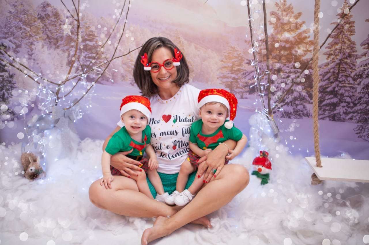 Ensaio fotográfico com crianças favorece clima de Natal