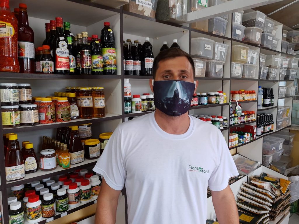 Comerciantes do Mercado ‘Nilton Abel de Lima’ falam sobre o movimento durante a pandemia 5 rk635gbt 1588793133