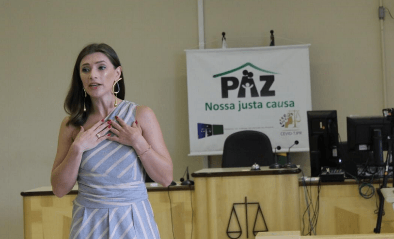 Juíza de Paranaguá aborda a desigualdade de gênero