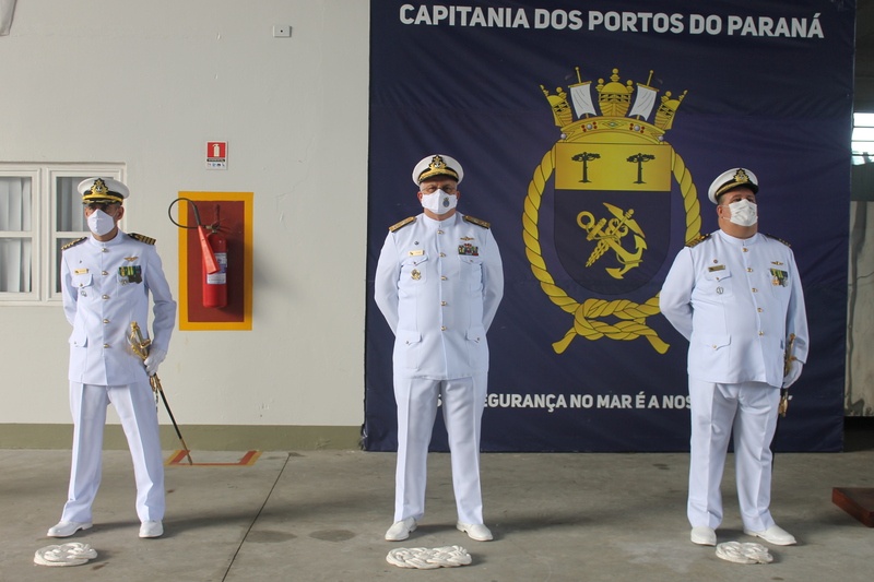 Capitania dos Portos realiza cerimônia de passagem de comando