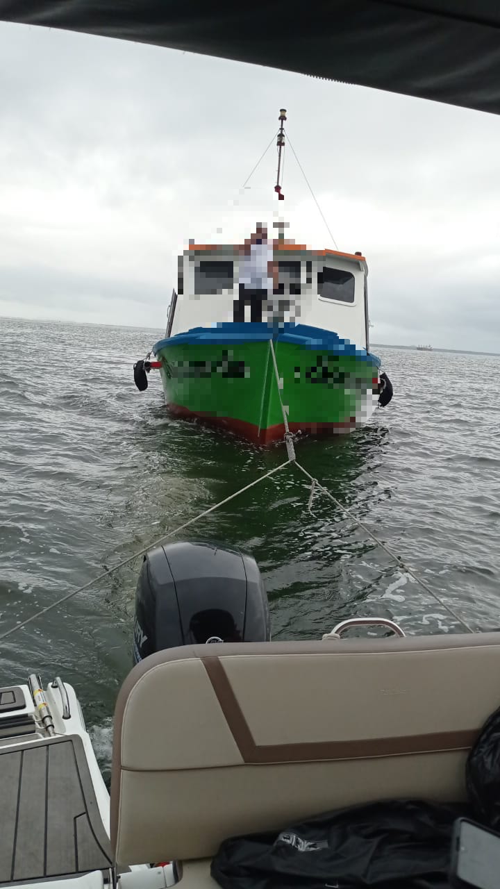 Ação rápida da Patrulha Marítima recupera embarcação furtada em Paranaguá