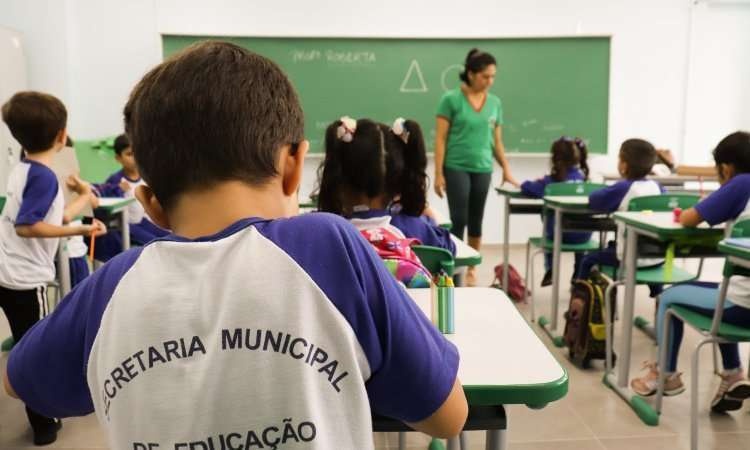 Secretaria de Educação de Paranaguá divulga edital para efetivação de matrículas em Cmeis