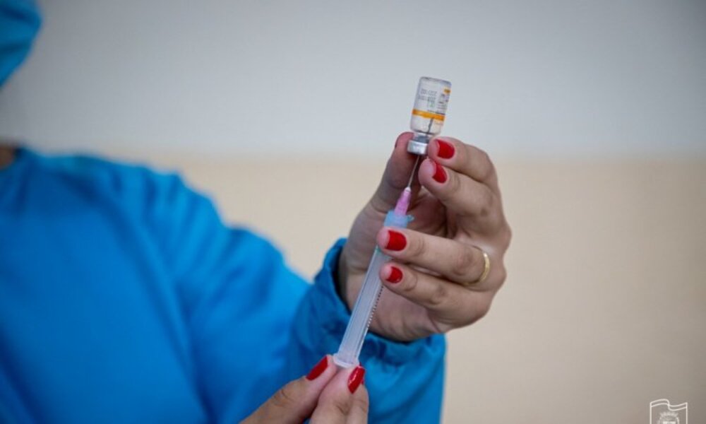 Segunda dose da vacina contra Covid-19 começa a ser aplicada dia 15