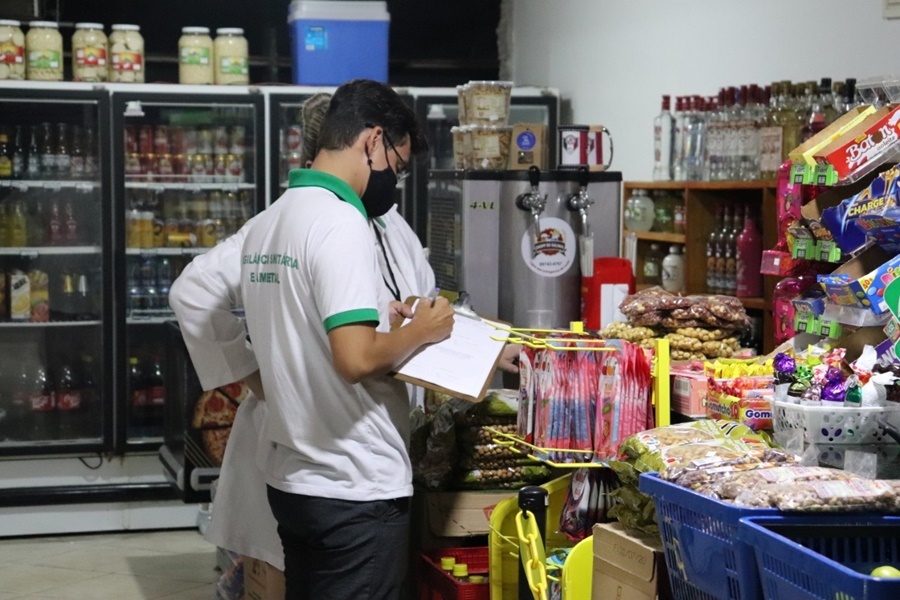 Comércio se prepara para movimento do carnaval