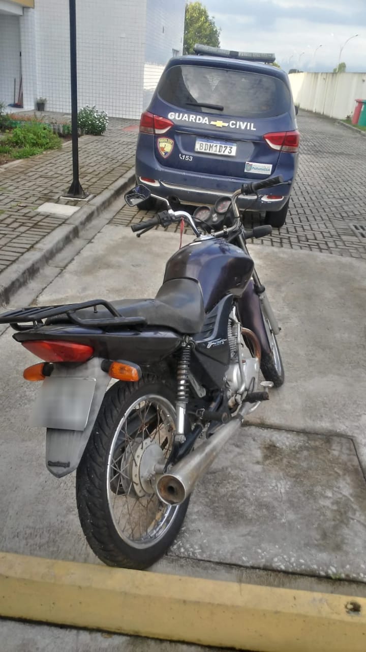 Homem é preso após furtar motocicleta na Vila São Vicente