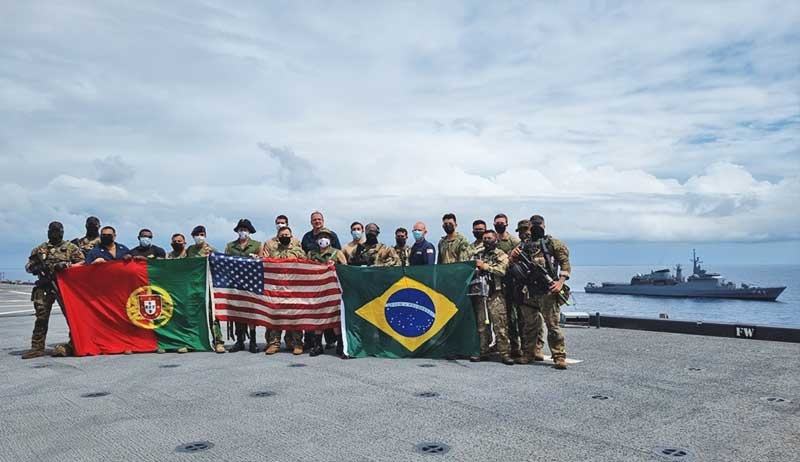 Fragata “Independência” realiza exercícios com a Marinha dos EUA em águas africanas 2