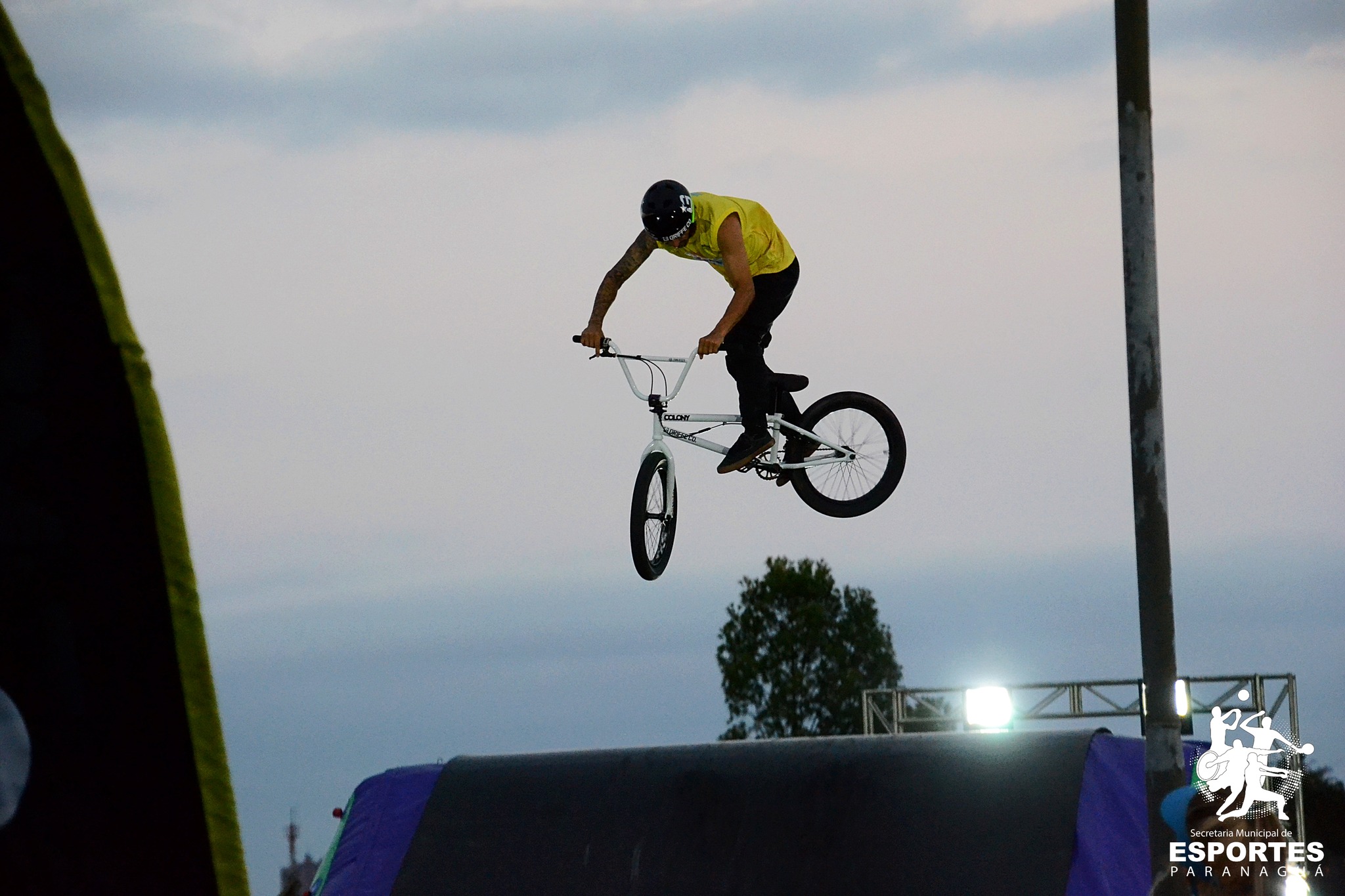 Grupo Showtime BMX faz apresentação alucinante em Paranaguá 4 aa29i5 6