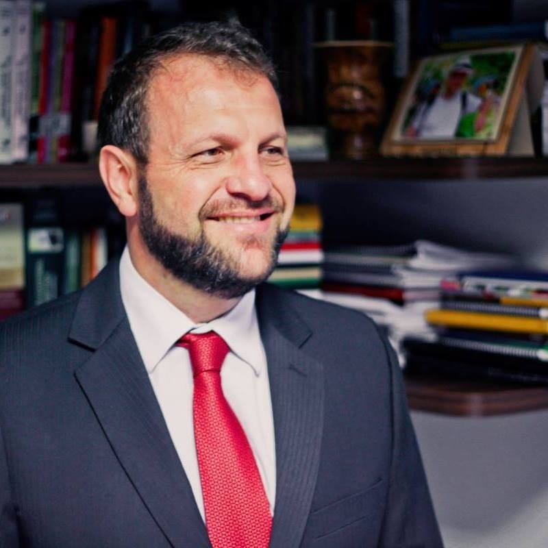 Com presença feminina, governador confirma substituição de seis secretários de Estado 7 1hcd4ayj