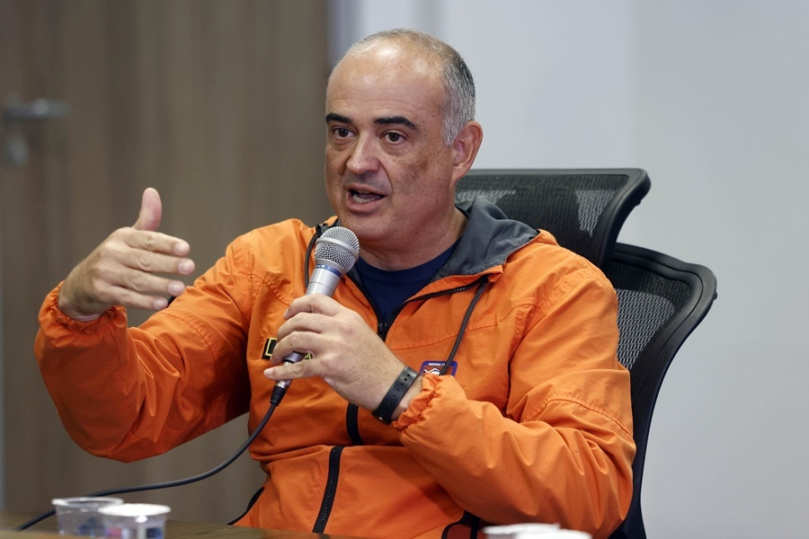 Buscas na BR-376 têm equipes em solo e apoio de câmeras; quatro veículos já foram retirados 4 rapt 6es