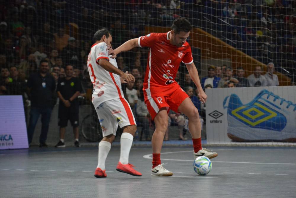 Nosso Clube - Melhor jogador de futsal da história, Falcão