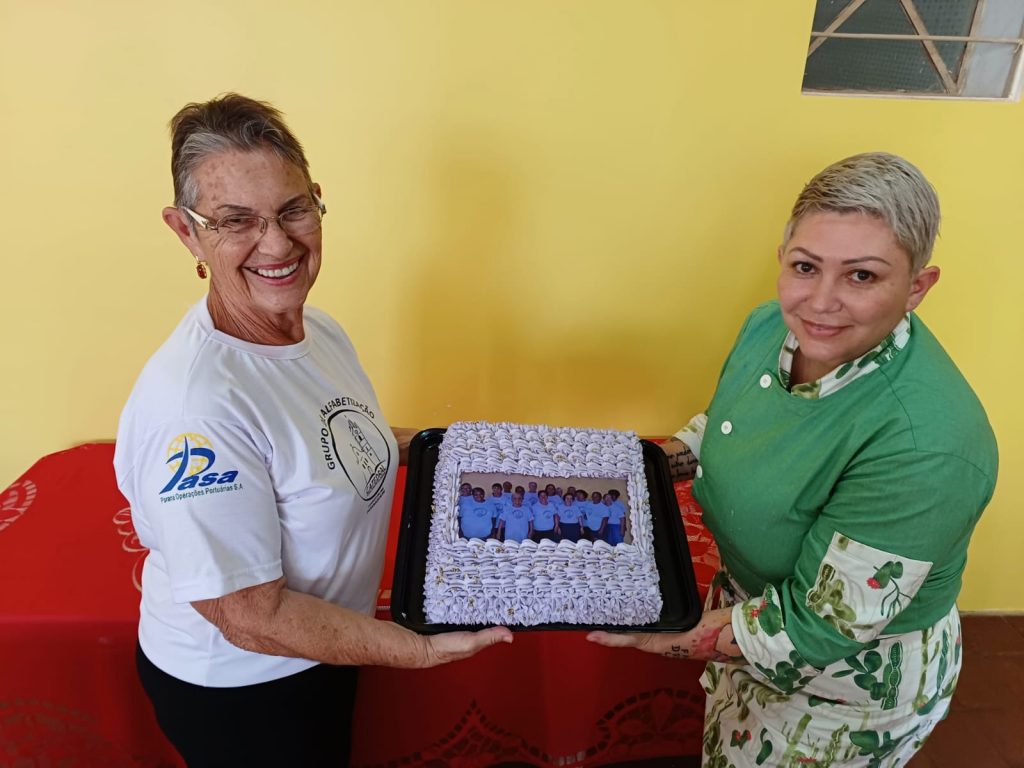 Grupo de Alfabetização e Convivência da Catedral Diocesana de Paranaguá fecha o ano com chave de ouro 6 2xshl00