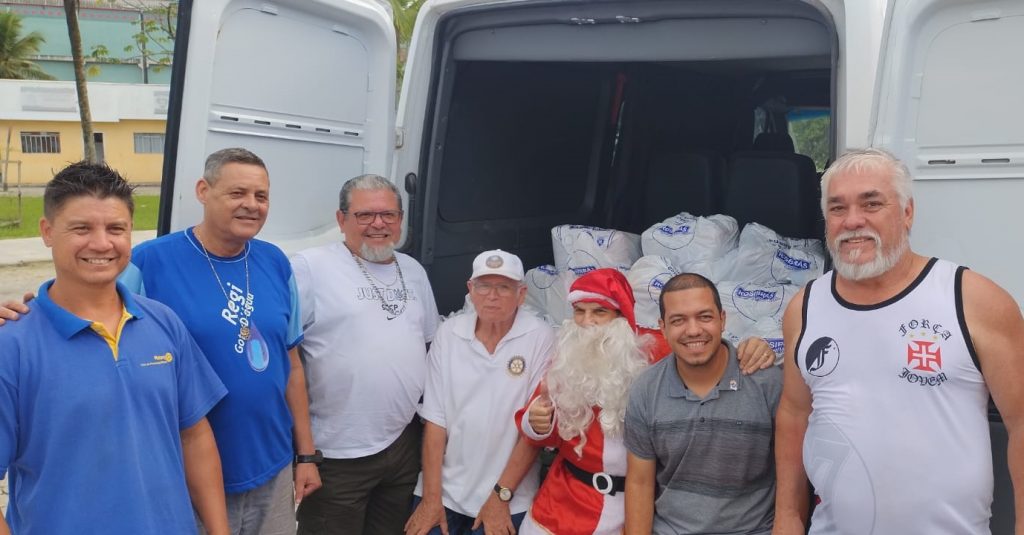 Grupo Gotas de Solidariedade entrega mais de 250 cestas básicas nesta Ação de Natal 2 xk34wmd