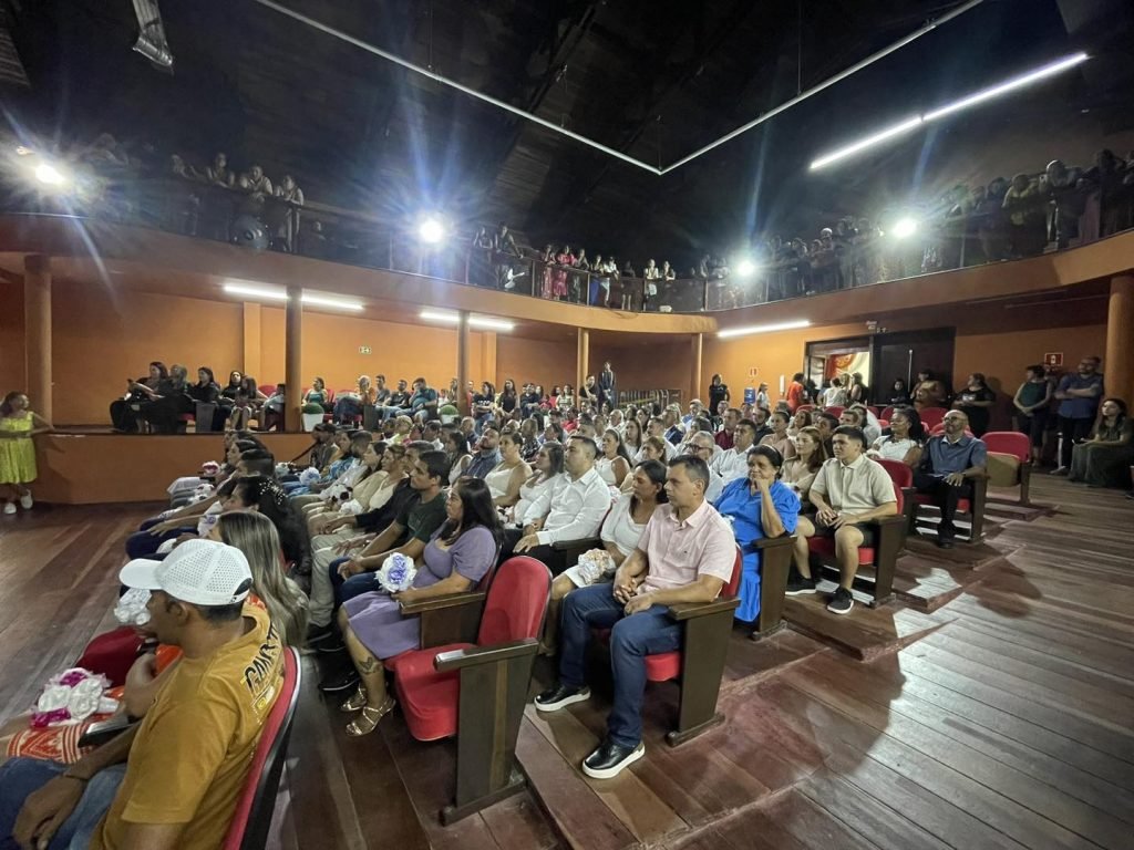 "Casamento Coletivo" ocorreu em Antonina no último sábado 3 mqv61yre