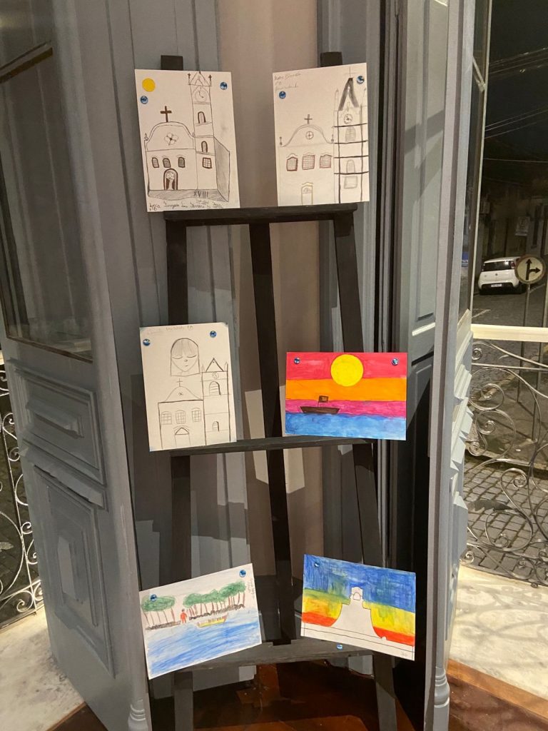 Exposição e lançamento dos Livros “Pernagoá em Versos e Lendas” e “Caleidoscópio do Passado, Histórias e Lendas Parnanguaras” foi um sucesso 9 r2fg2xsk