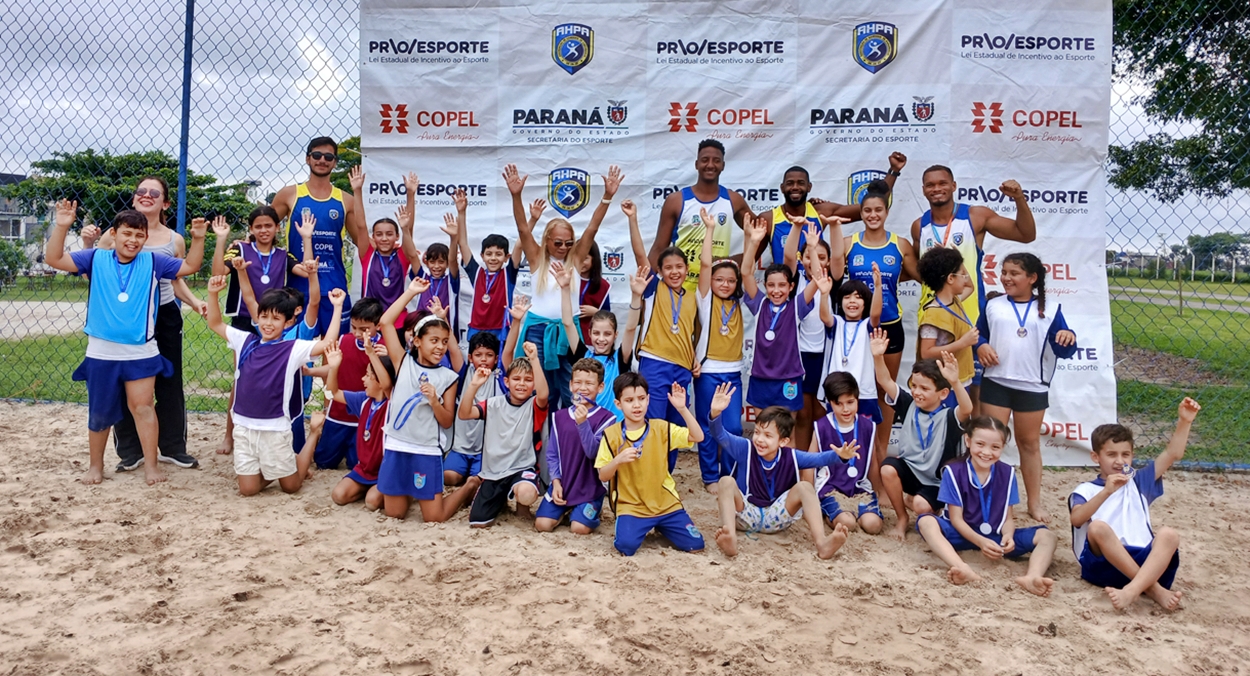 festival de mini handebol de praia 2