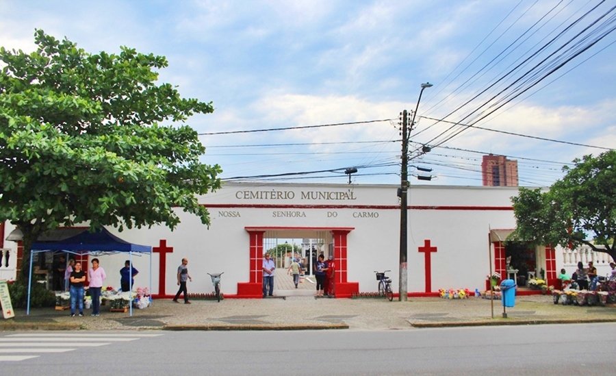 Os cemitérios municipais funcionam diariamente das 6h30 às 18h30. (Foto: Arquivo/Divulgação)