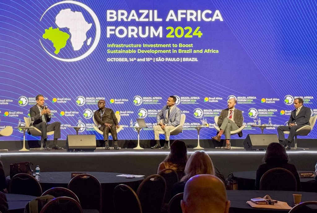 palco do brazil africa forum discute transição energética