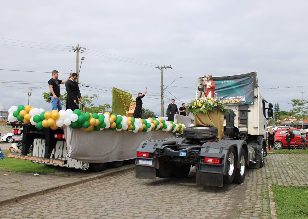 13 romaria dos caminhoneiros da festa do rocio de 2024