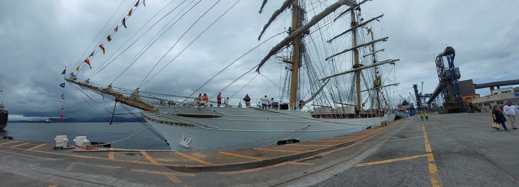 Navio Veleiro Cisne Branco