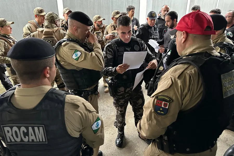 operacao conjunta da sesp no litoral do parana1 1