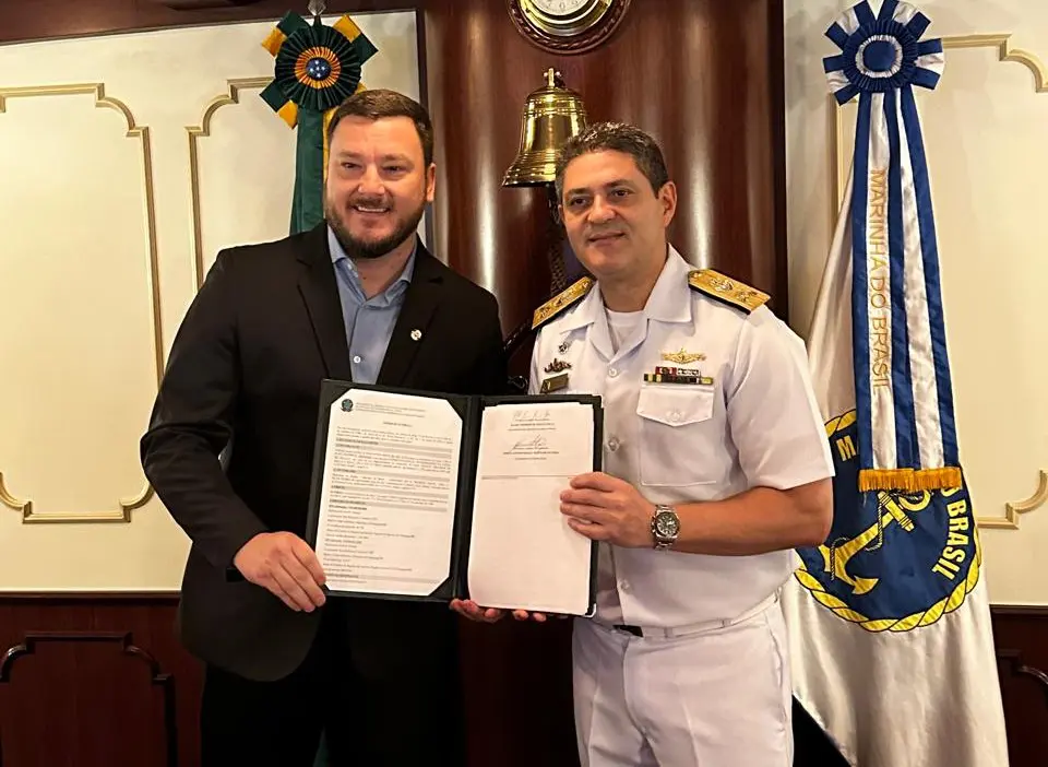 spu e marinha assinam termo de cessao de terrenos para ssn8 em paranagua1