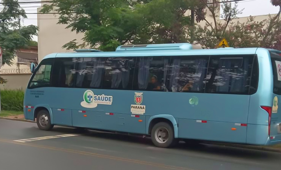 onibus de transporte de pacientes de paranagua1 1