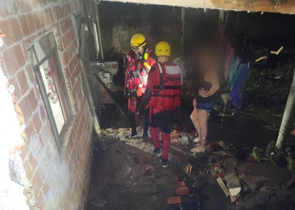 Relatório aponta mais de 1600 famílias atingidas e um óbito após as fortes chuvas no Litoral 2 IMG 20250209 WA0018
