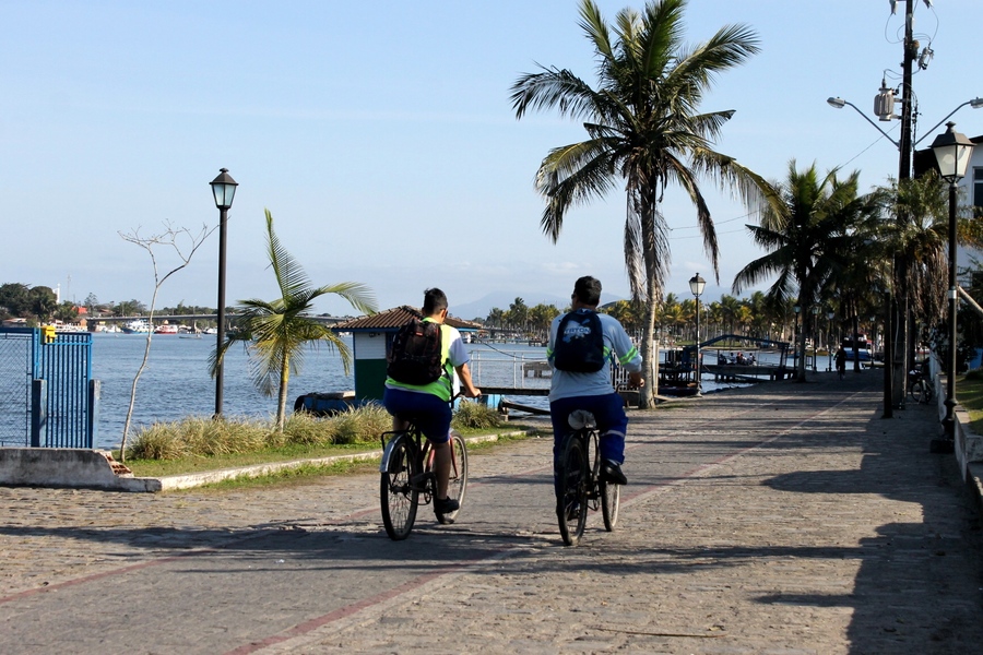 ciclistas em paranagua1 1