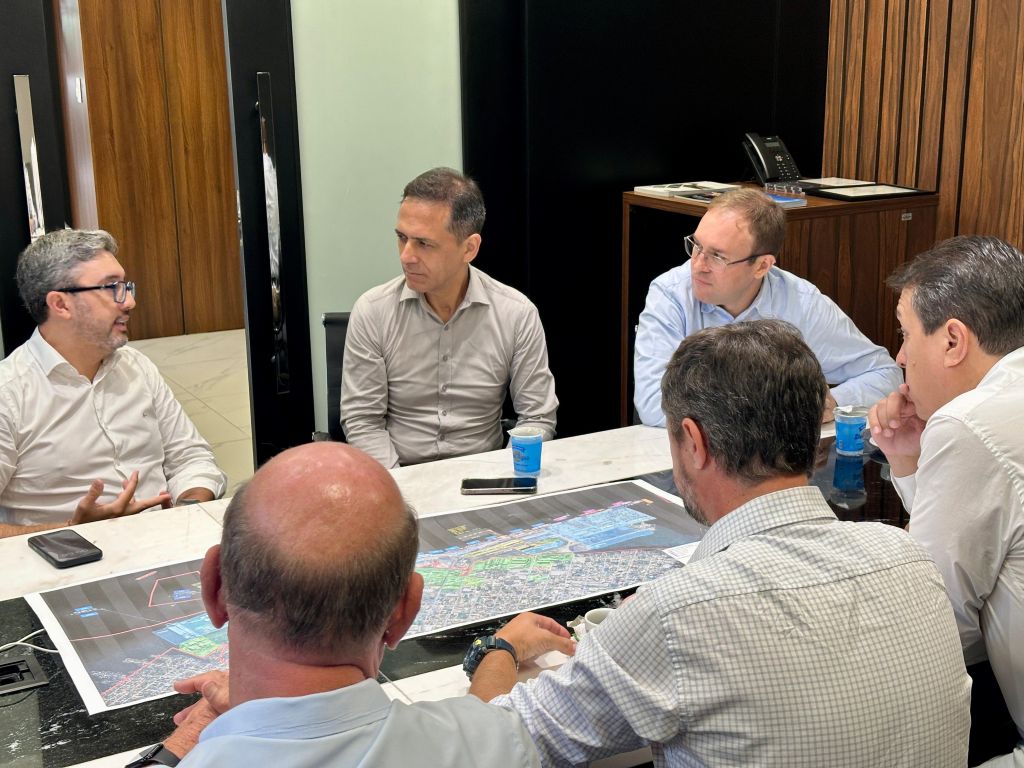 reunião sobre mobilidade urbana em Paranaguá