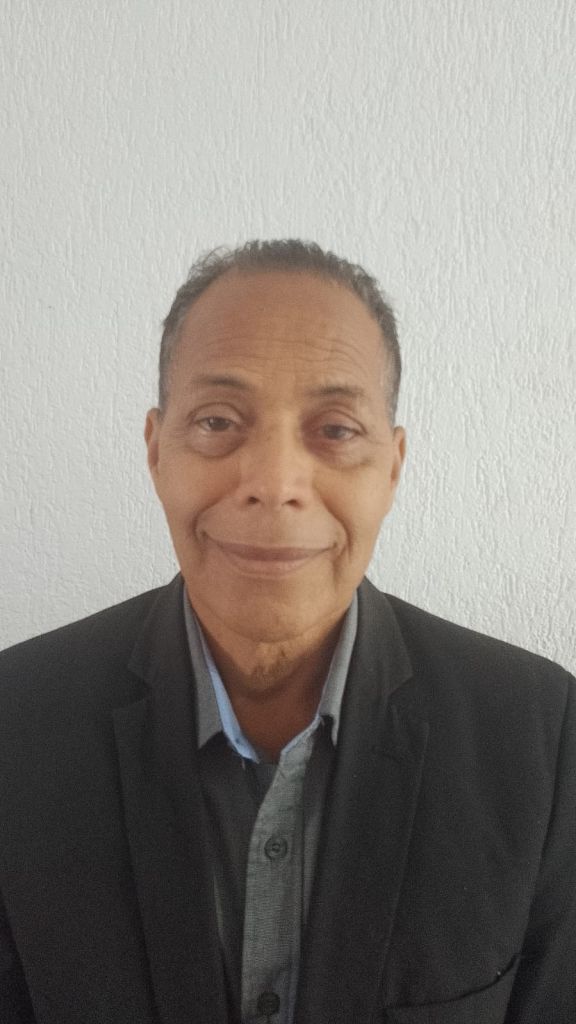 Autoridades e diretores do Porto de Paranaguá parabenizam a empresa pública pelos 90 anos 12 Pastor Marcos Luz presidente da AMEP – Associacao de Ministros Evangelicos de Paranagua