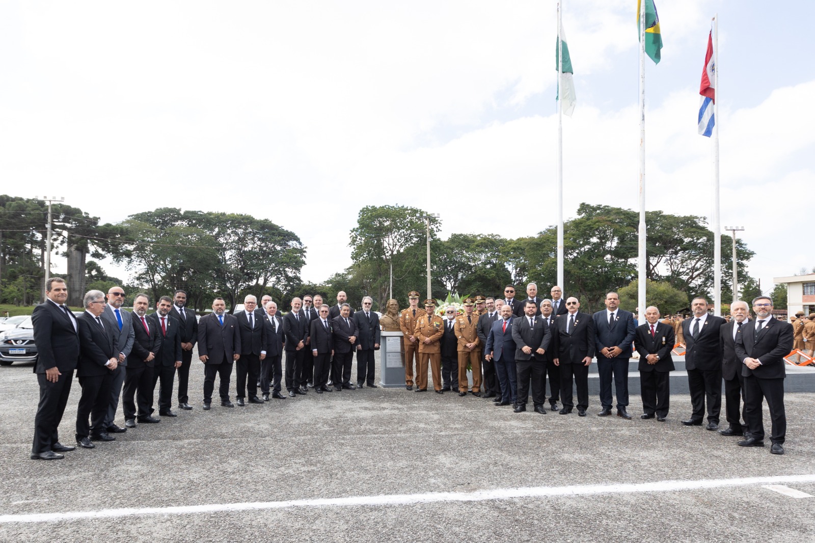 1 homenagem da maconaria e pmpr a tiradentes no parana 1