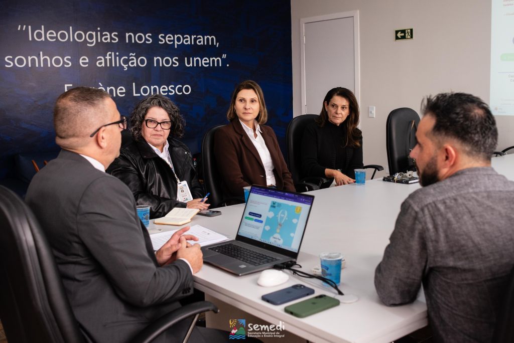 Secretarias Municipais de Educação de Paranaguá e de Fazenda Rio Grande discutem estratégias para os municípios 3 15861 1