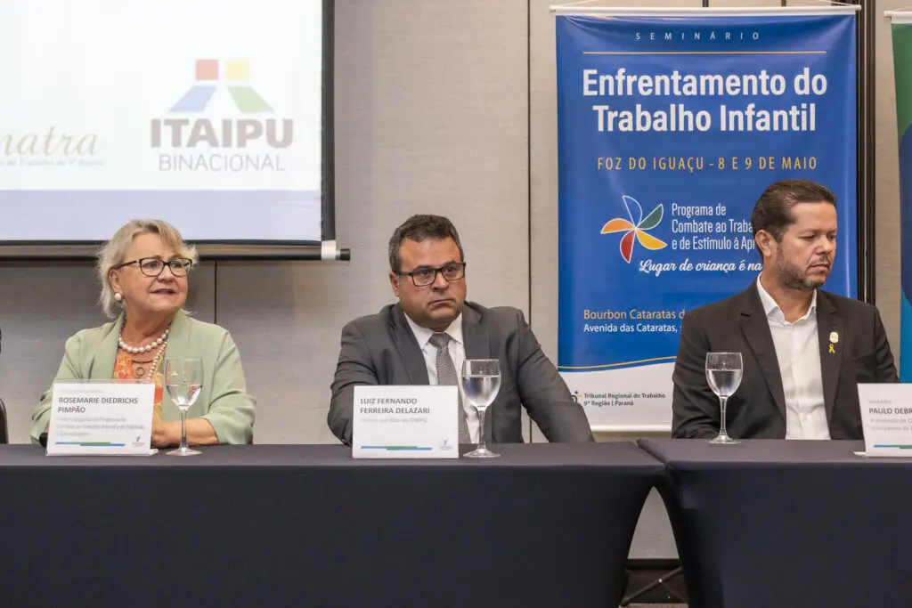 O diretor Delazari representou Itaipu no evento (Foto: Rafael Kondlatsch)