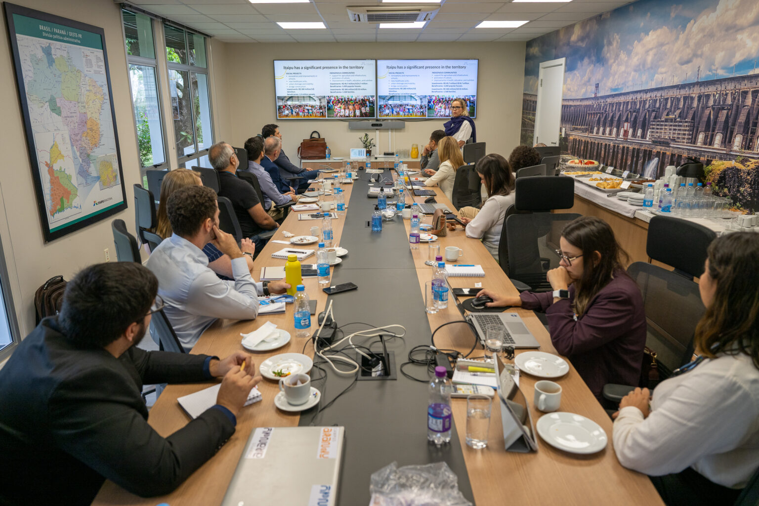 A missão contou com a participação de especialistas da sede do UNOPS na Dinamarca e do escritório regional no Panamá (Foto: William Brisida/Itaipu Binacional)