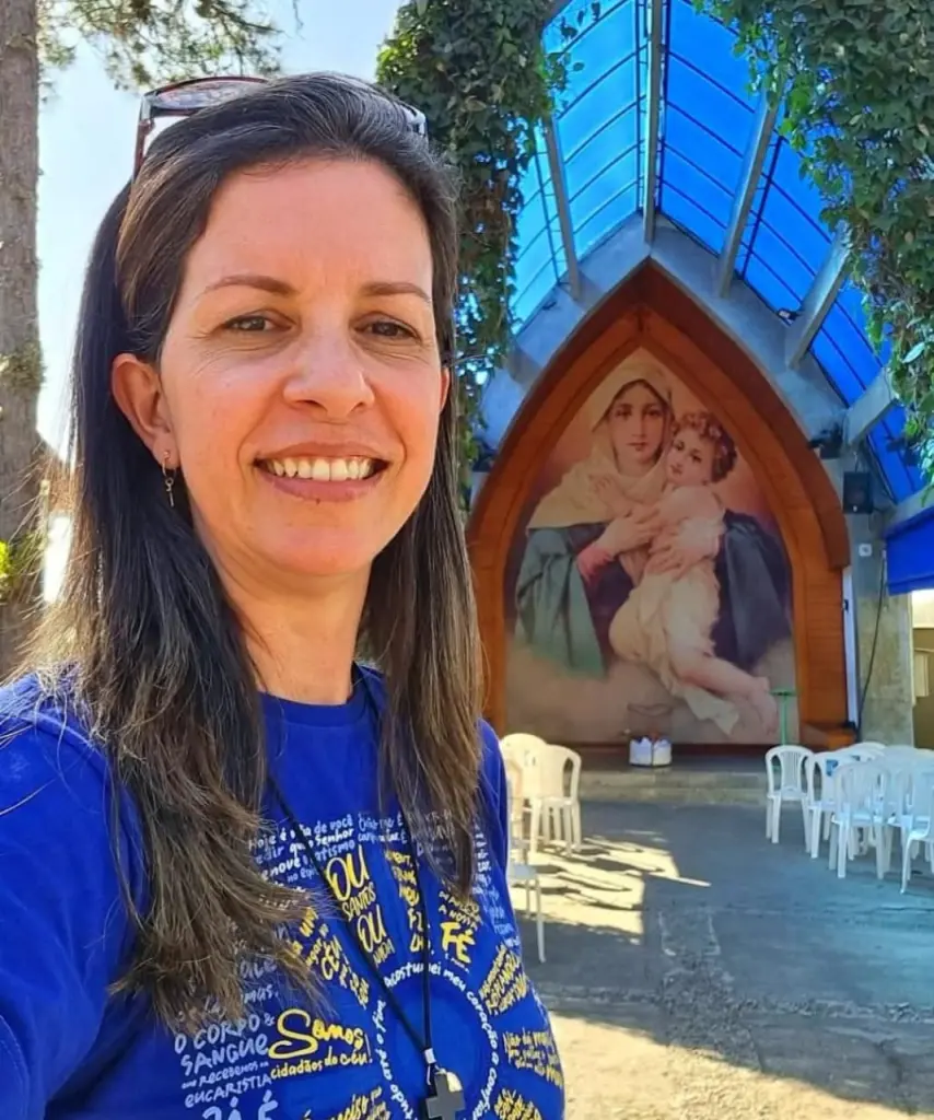 Comunidade católica de Paranaguá ressalta expectativa para o Conclave 4 3 francielle bezerra paranagua