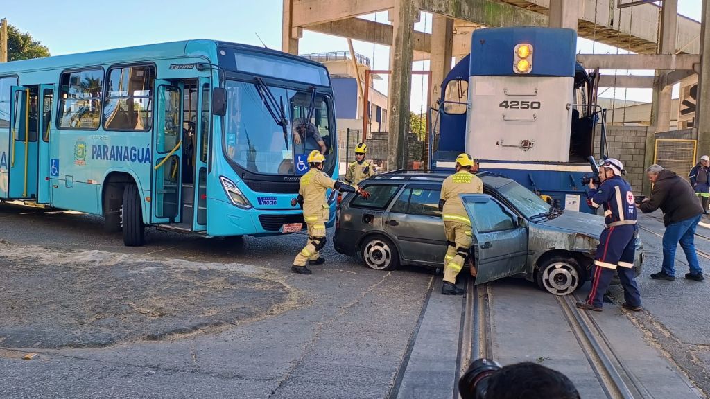 Simulação de acidente ferroviário aconteceu em Paranaguá na quinta-feira 6 IMG 20250529 WA0016 1