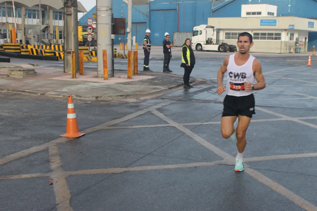 Público marca presença na Corrida do Porto 2025 no último domingo, em Paranaguá 11 IMG 1225