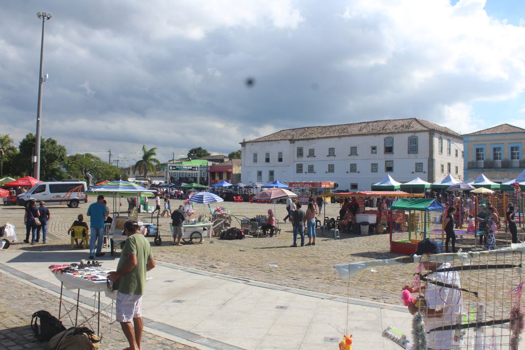 Festa em comemoração ao Dia do Trabalhador reúne mais de 30 mil pessoas em Paranaguá 27 IMG 7797