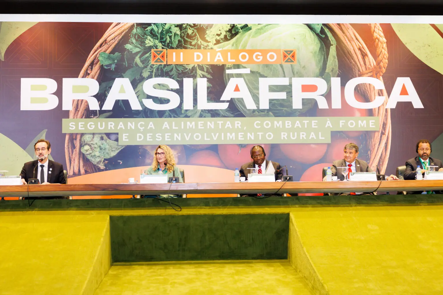 O evento reuniu autoridades governamentais do Brasil e de países africanos para discutir estratégias conjuntas em prol da segurança alimentar e nutricional, além do desenvolvimento rural sustentável (Foto: Dinho Mendes/Itaipu Binacional)