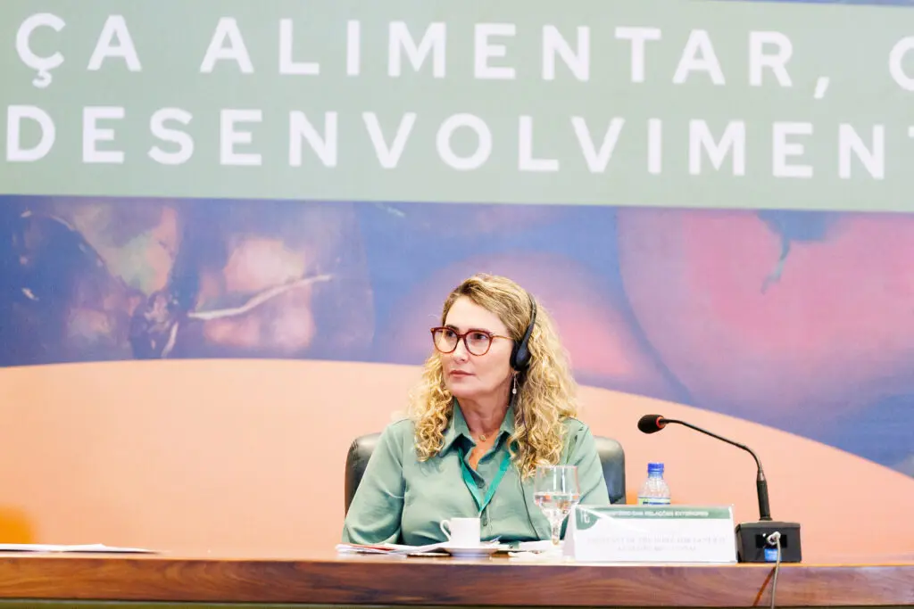 Itaipu apresenta projeto Cozinhas Solidárias Sustentáveis em Fórum sobre Segurança Alimentar 2 Silvana Vitorassi, assistente do diretor-geral brasileiro da Itaipu Binacional. (Foto: Dinho Mendes/Itaipu Binacional)