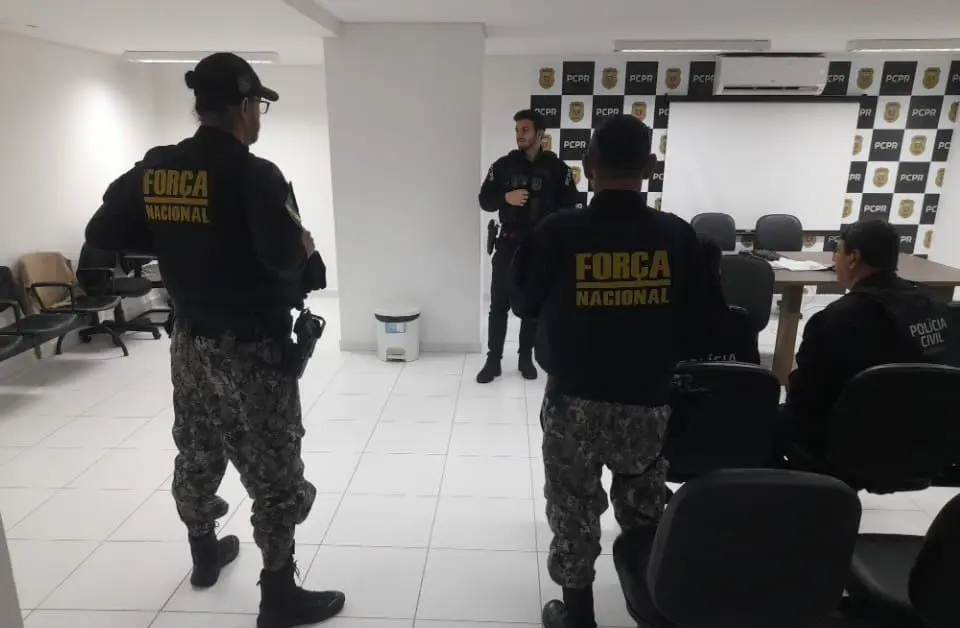 Tiago Fernandes da Silva, de 33 anos, foi morto na frente de um ponto de ônibus