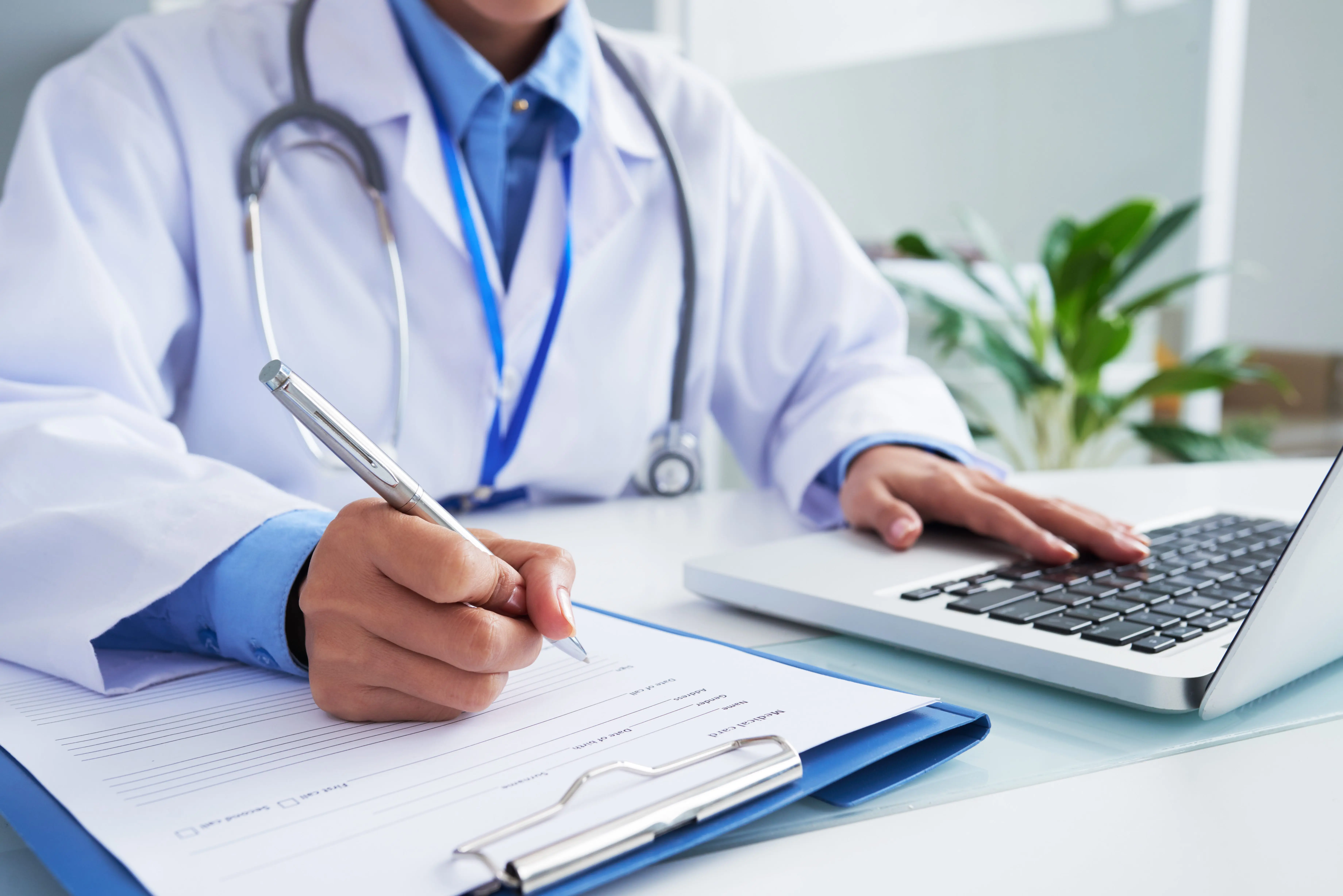 foto1 freepik mais medicos 1