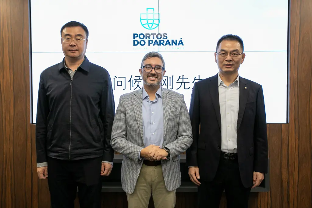China acena para a possibilidade de novos projetos no Porto de Paranaguá 1 foto2 1 1