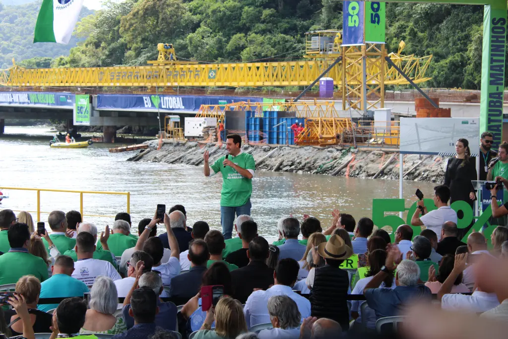 Obras da Ponte de Guaratuba chegam a 50% com homenagem aos trabalhadores 1 foto2 ratinho folha