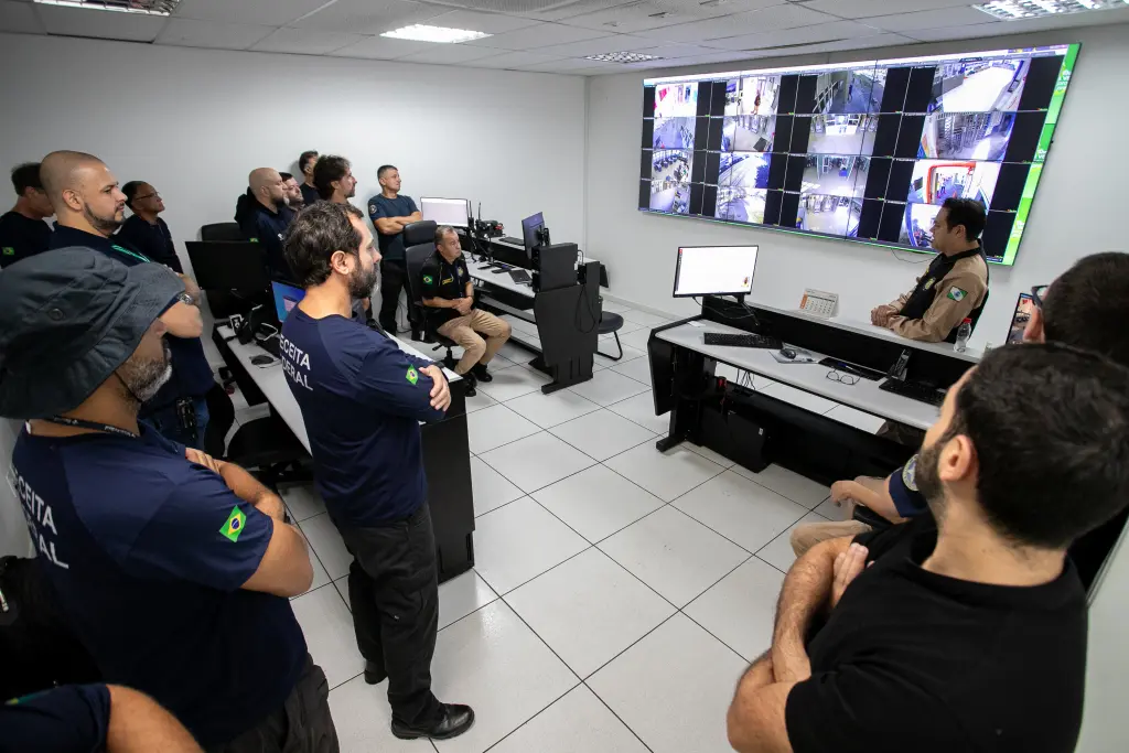 Auditores da Receita Federal visitam instalações do Porto de Paranaguá 3 foto3 portos