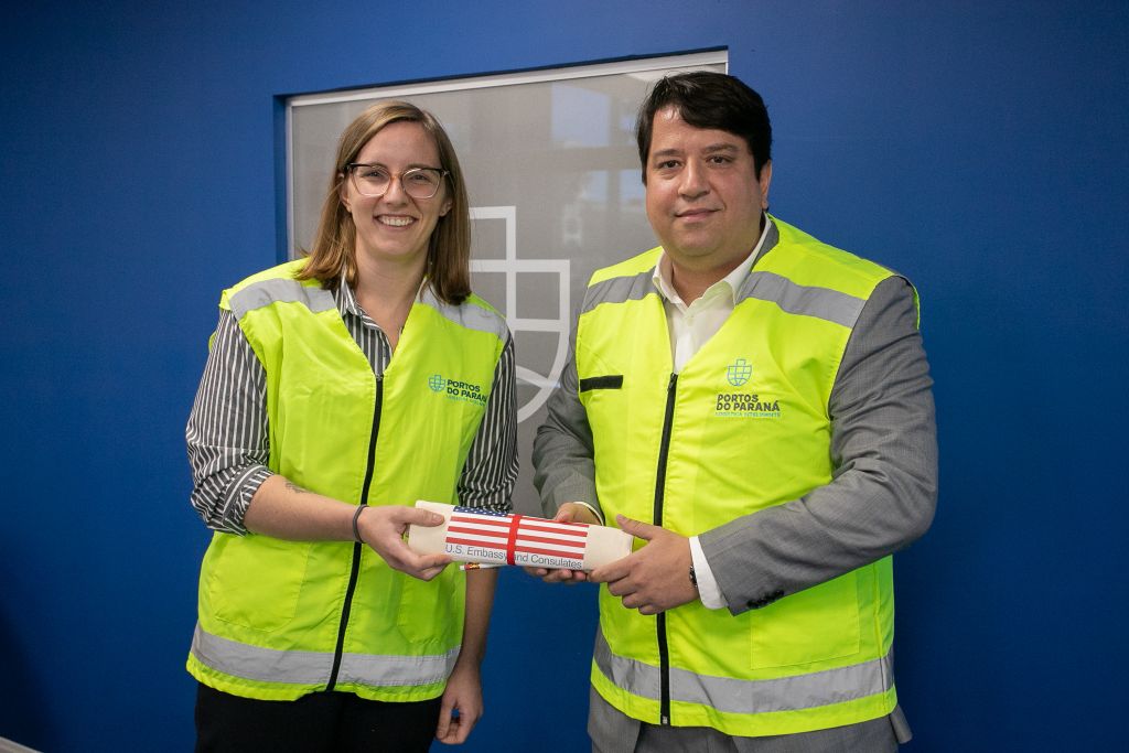 Vice-cônsul dos EUA em São Paulo visita o Porto de Paranaguá 2 img 6988 1