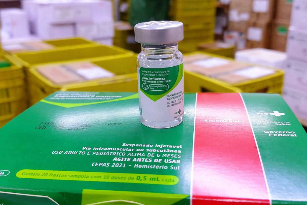 Dia D de Multivacinação contra a gripe acontece no sábado em todo o Estado 1 Estarão disponíveis vacinas contra a gripe (influenza), somente para grupos prioritários, Covid-19, febre amarela e sarampo (Foto: Sesa)