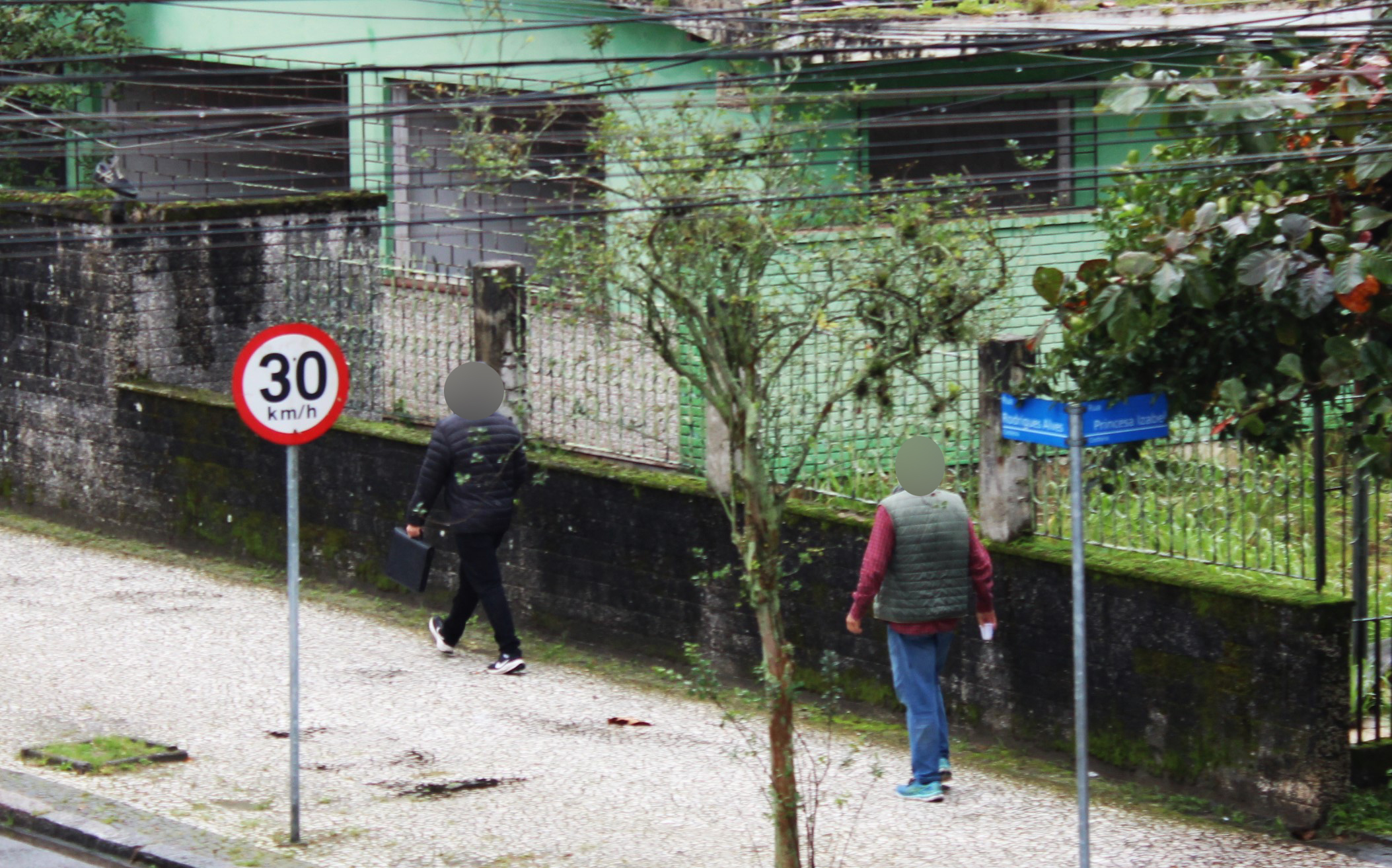 DESFOCAR PEDESTRES