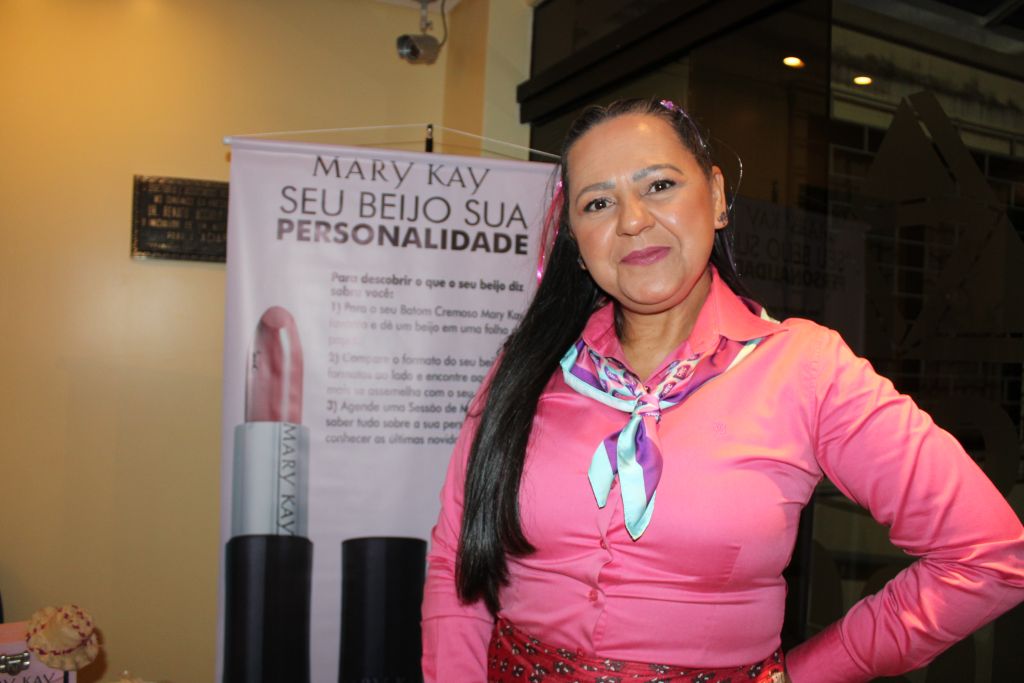  Empreendedora e diretora da Mary Kay, Claudia Pina, o tempo de qualidade foi o que a inspirou a empreender (Foto: Folha do Litoral News)